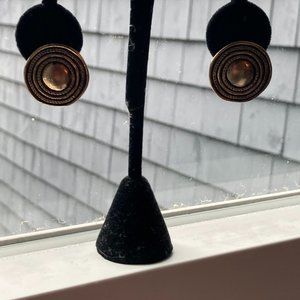 Joan Rivers round disc earrings gold/bronze toned Pierced